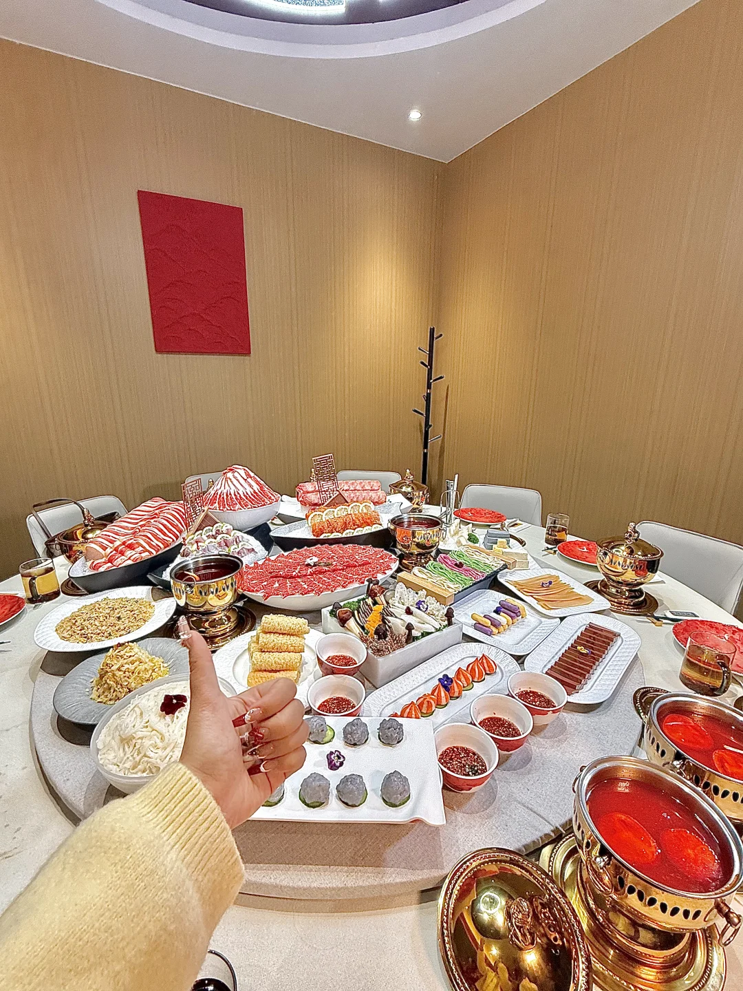 乌鲁木齐开在富人区的肥牛火锅有点子东西啊
