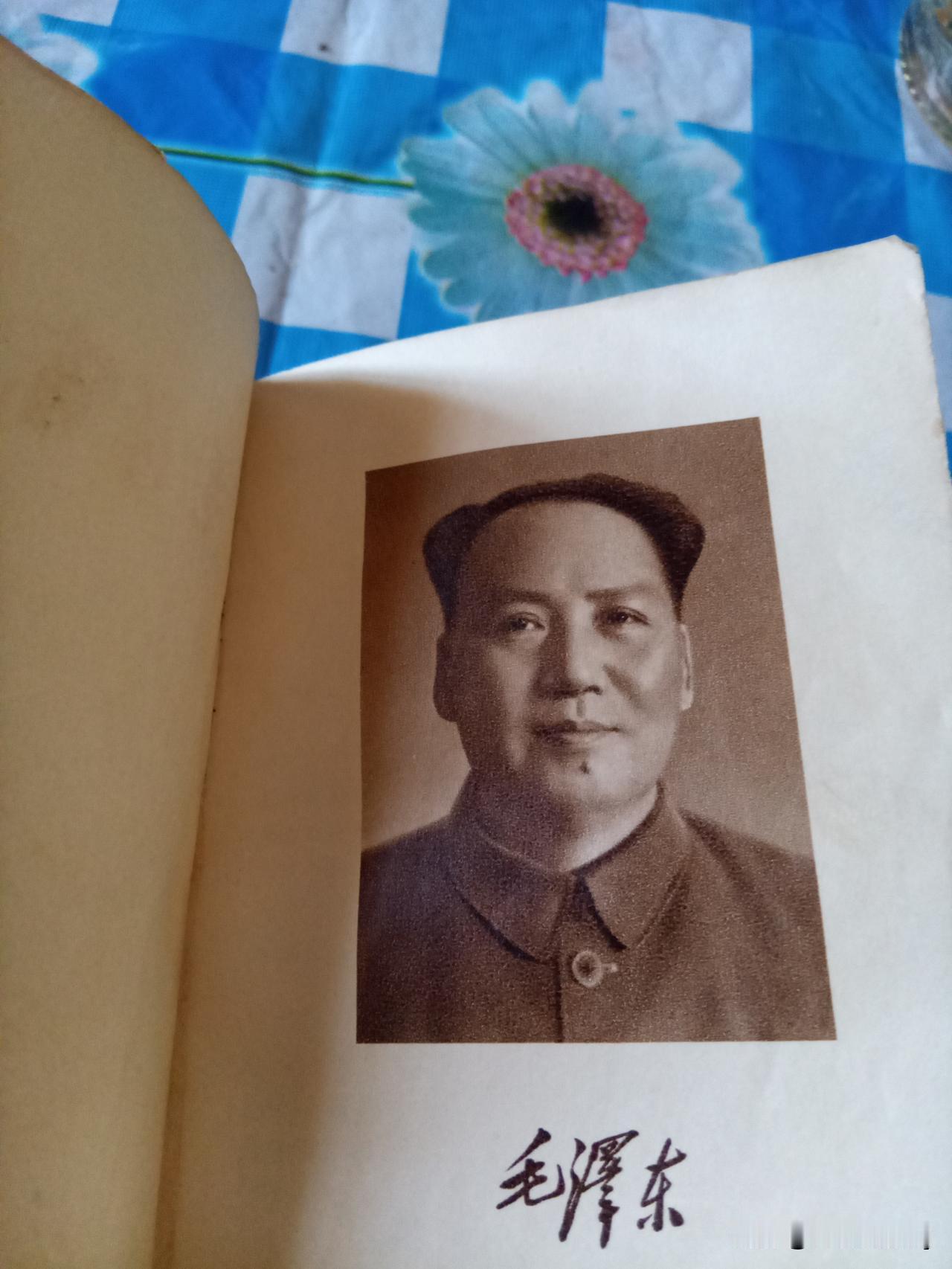 建党100周年，个人能做的事可不少。像张奇才，用写论文、对对联为党的政策鼓与呼，