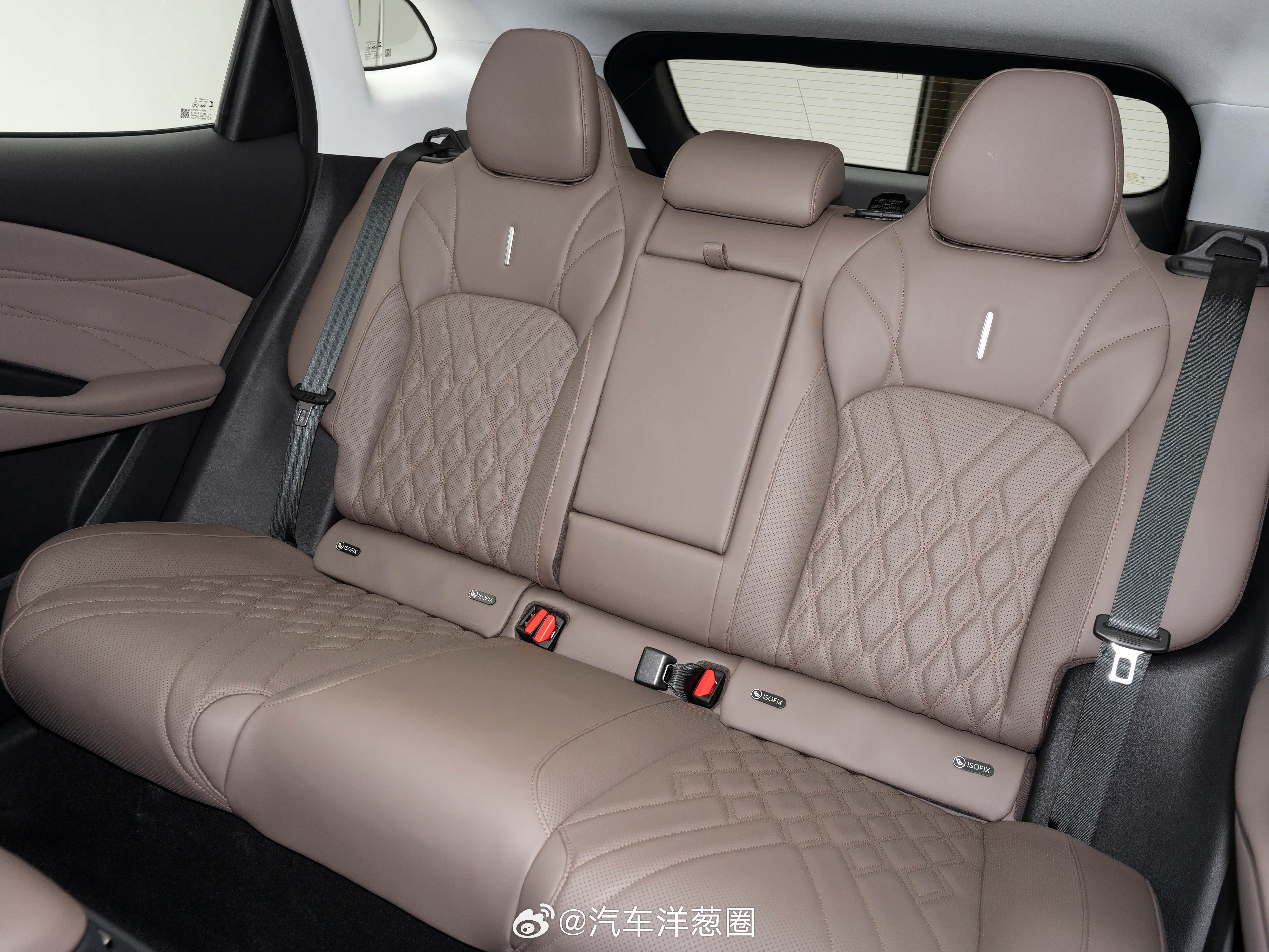 奇瑞瑞虎7L新官图，外观内饰全面升级燃油 紧凑型SUV车长4655，轴距2720