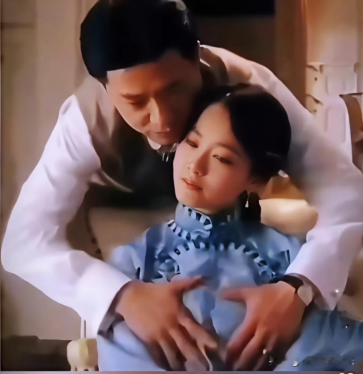 左小青说演员是被动的，她不能有自己的主见和想法，决定不了自己的反应，为了拍这部剧