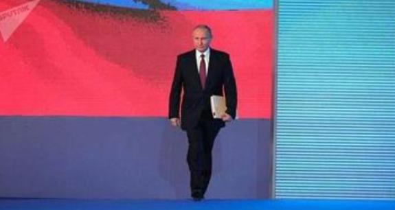 普京当着全球媒体的面放出狠话，他直言：“如果欧洲真的选择动手，那么很快，可能连一