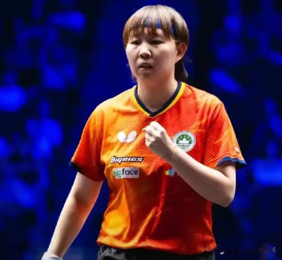 WTT乒乓球香港总决赛首轮，陈熠VS朱雨玲。
  新生代同曾经的大姐大较量。
 