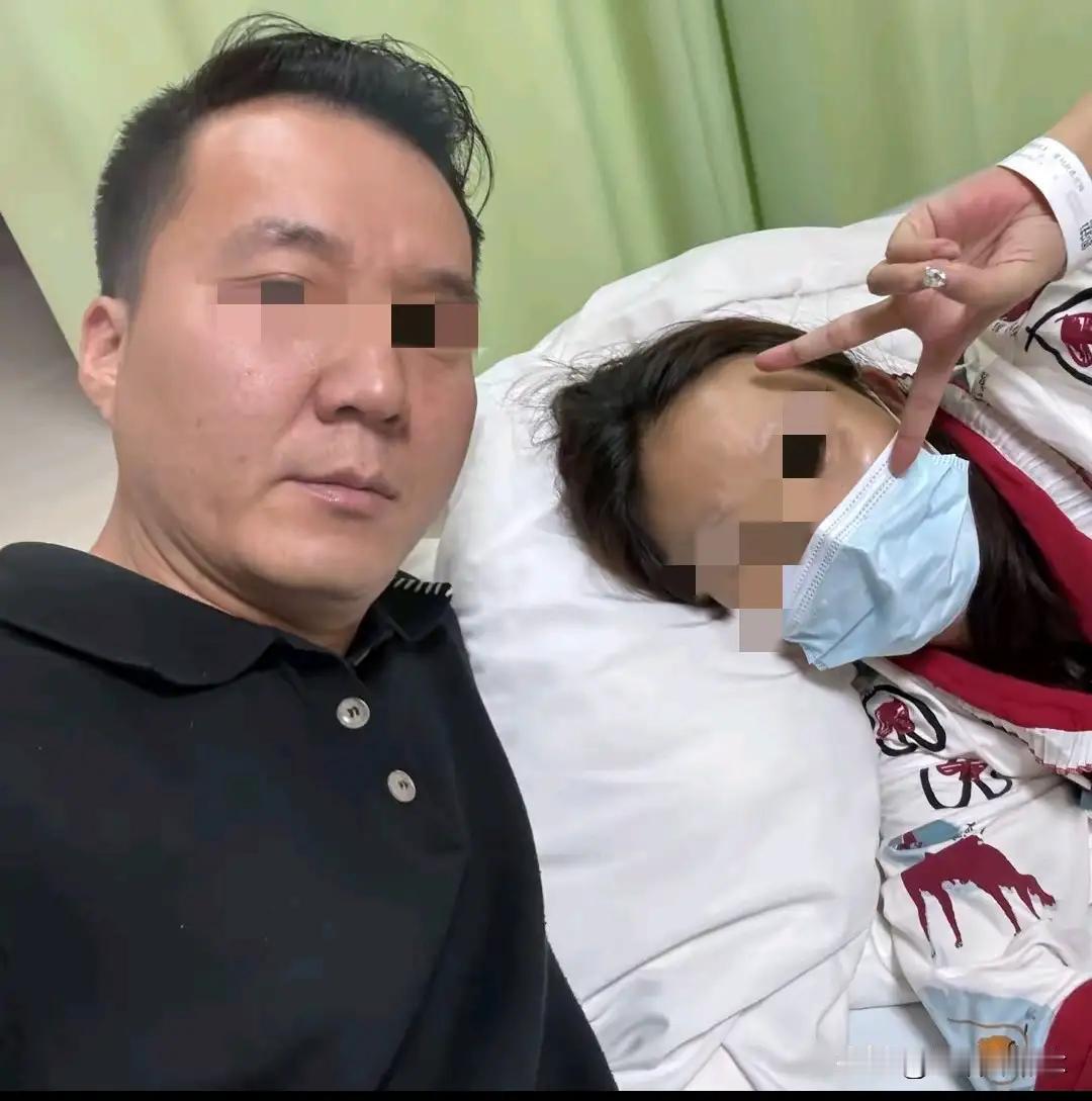 新疆舞蹈老师万小艳去世，仅31岁。
生命如此脆弱，命运却如此残酷。就在我们以为未