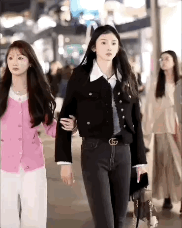 吴女士也开始当网红了…… ​ ​​​