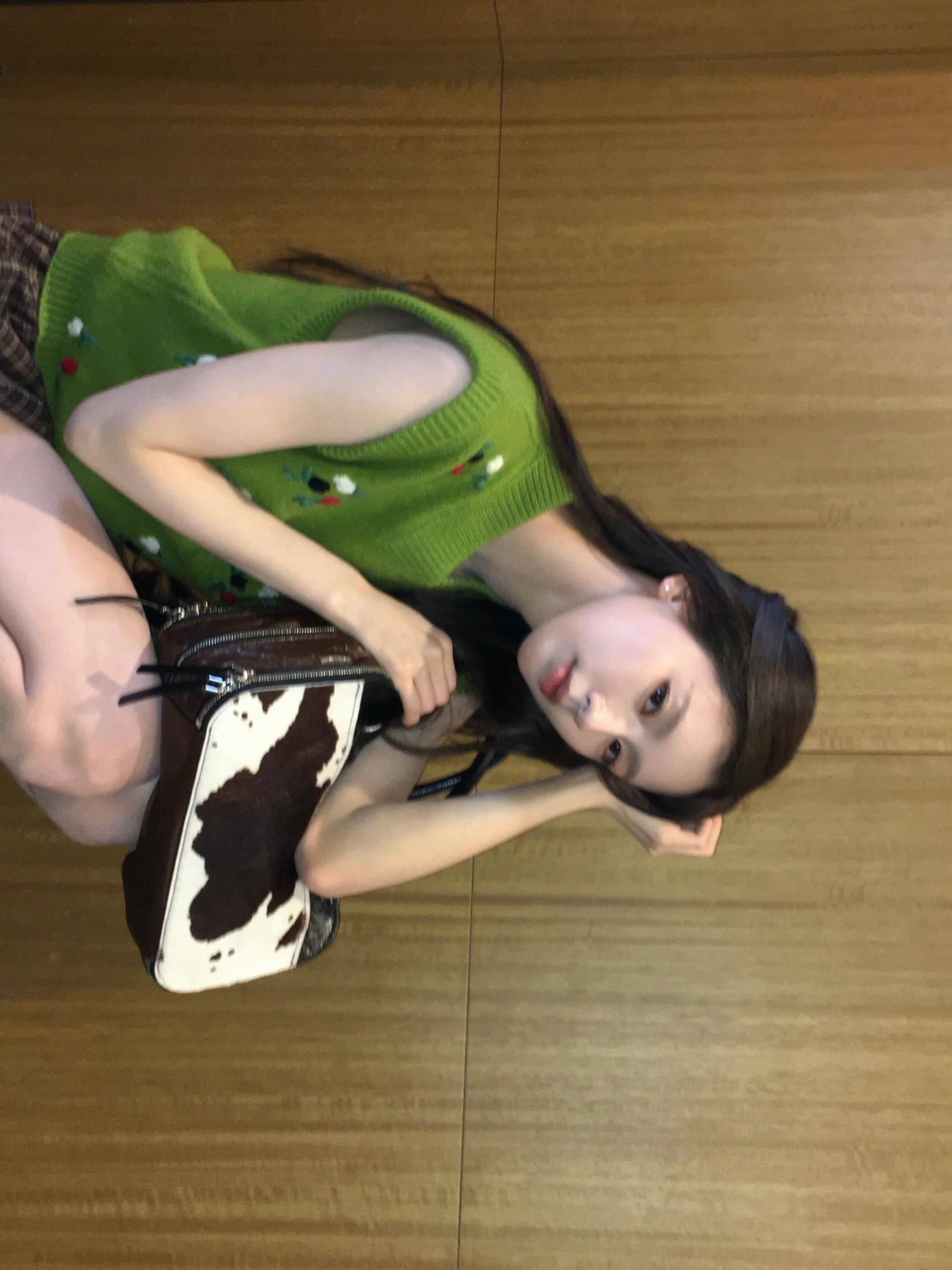 赵美延 整套Marni的机场造型 