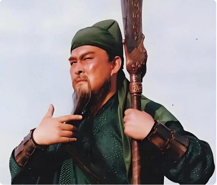 山羊胡显得有文化？高一男孩想留胡子，这样对妈妈解释道。
男孩是杭州人，正上高中，