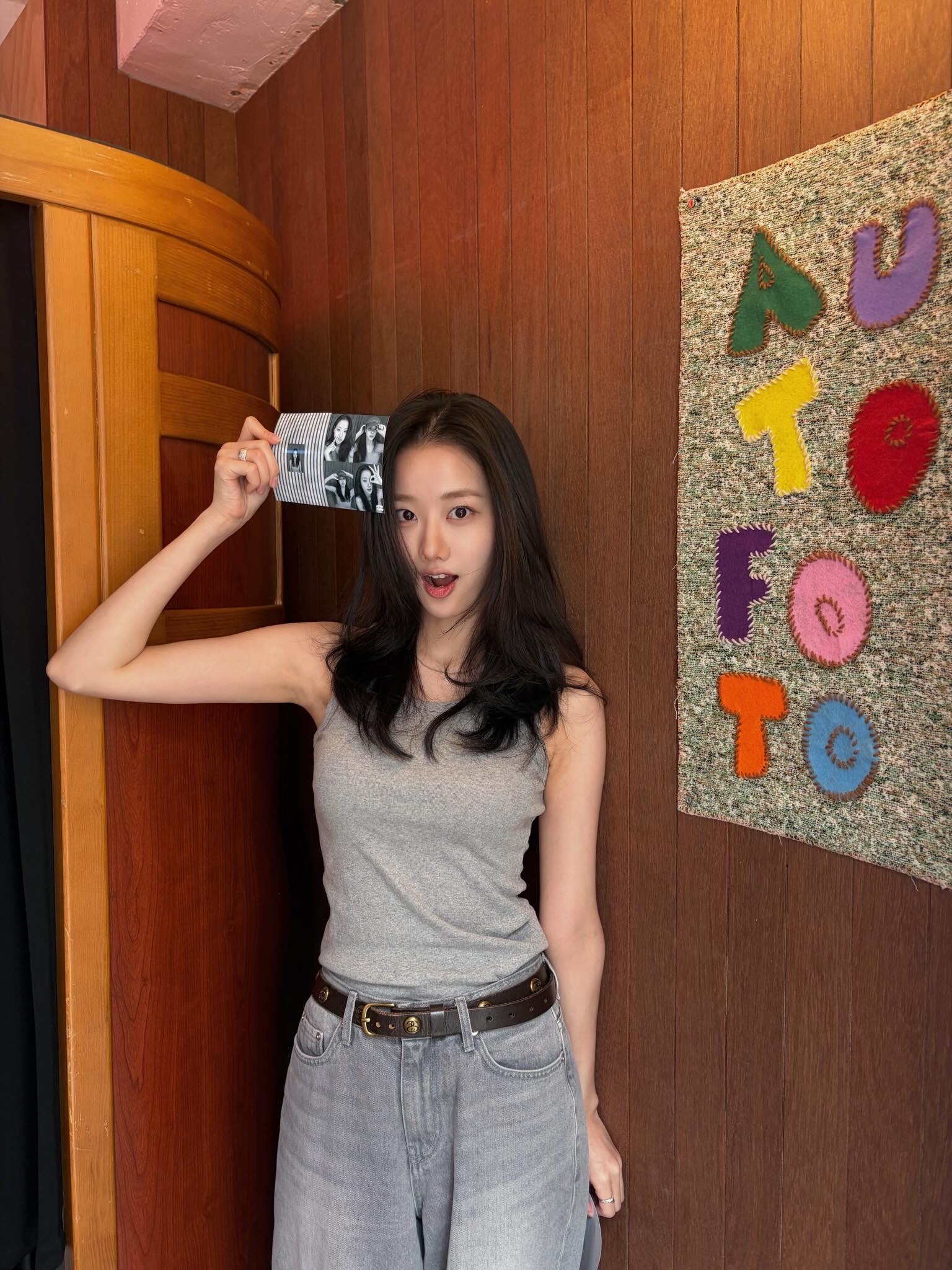 李娜恩ins更新逛首尔 
