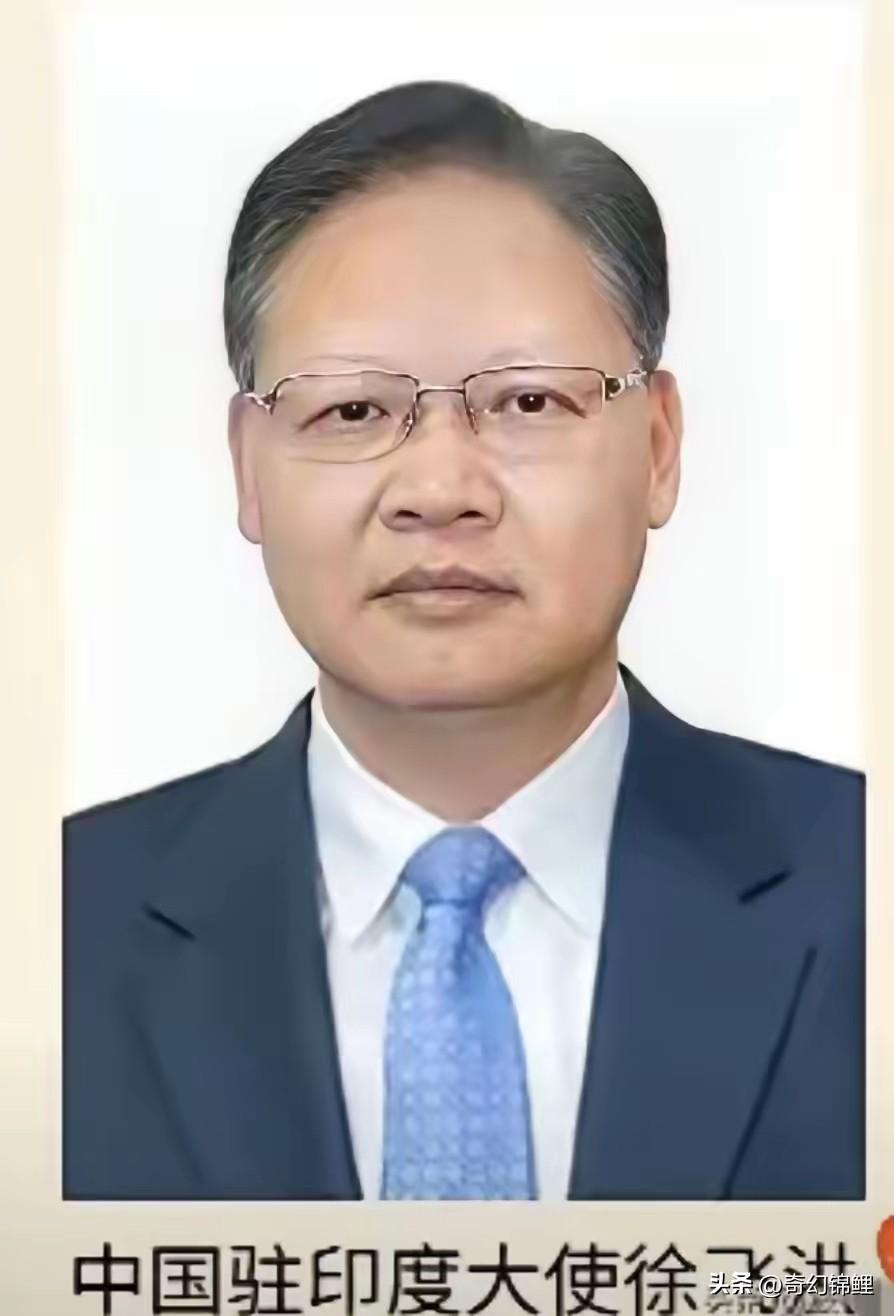 一边是欧美疯狂劝退，

一边是中国敞开大门，

印度老铁蜂拥来华，这波操作你看懂