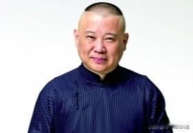 武汉文旅立案红歌承载的是几代人的共同记忆，微山湖上的静悄悄，换成紫禁城里的戏谑，