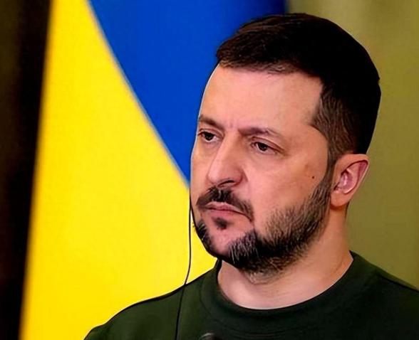 泽连斯基真的要走投无路了。

自己的国库里就剩127亿欧元，撑死够发工资、付军饷