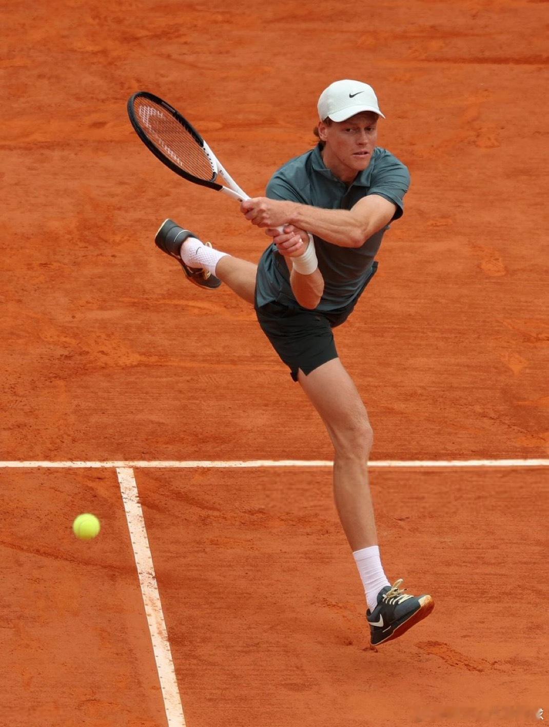 辛纳🇮🇹大师赛冠军数追平阿尔卡拉斯🇪🇸！现役球员ATP1000大师赛冠军