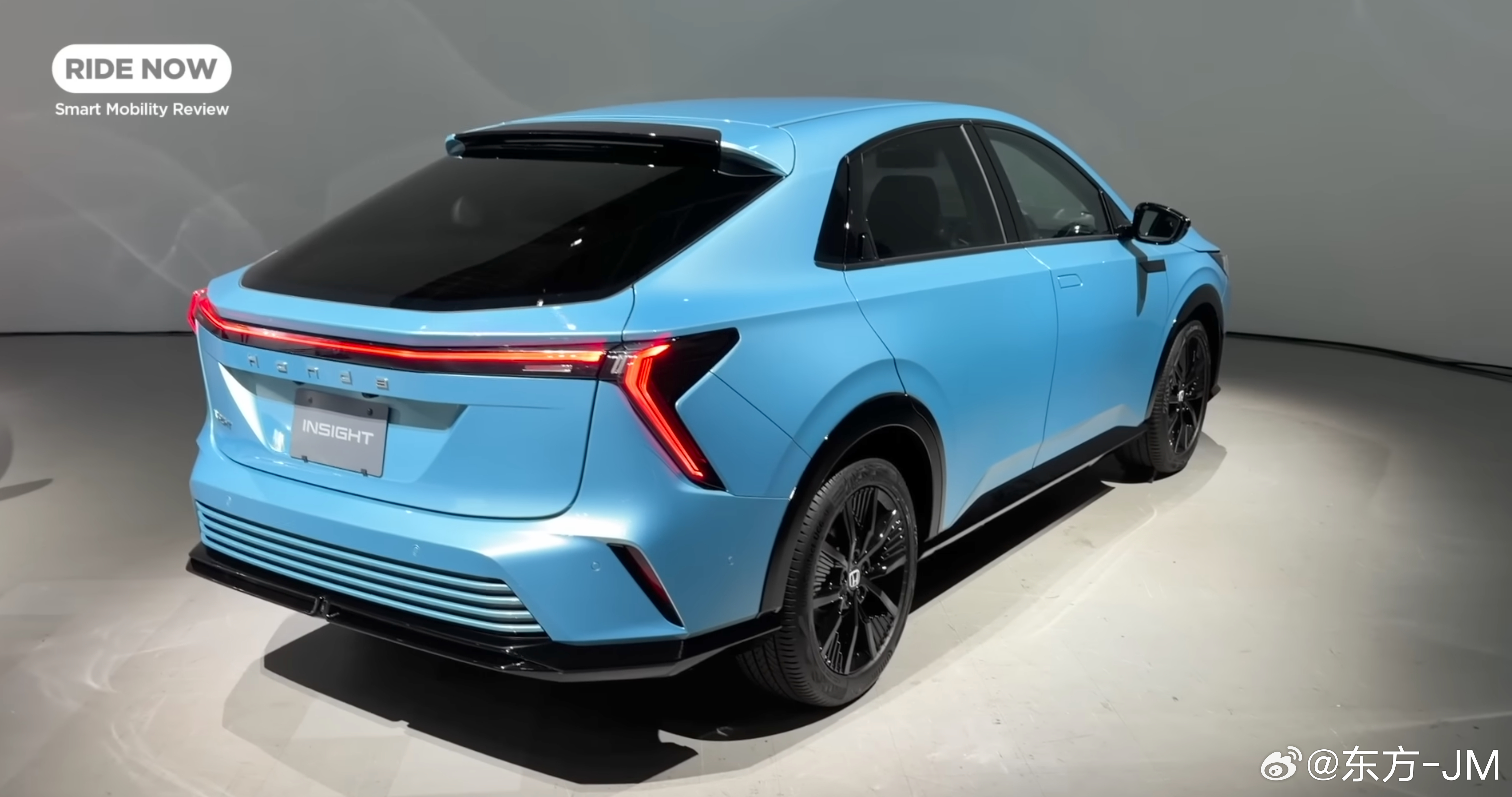 本田INSIGHT正式在日本市场发布，相当于右舵版的e:NS2，除了更换车标之外