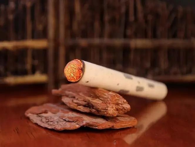 艾灸的一些禁忌最好也要清楚：①顺序：先阳后阴，即先上后下，先左后右，宜“先灸上，