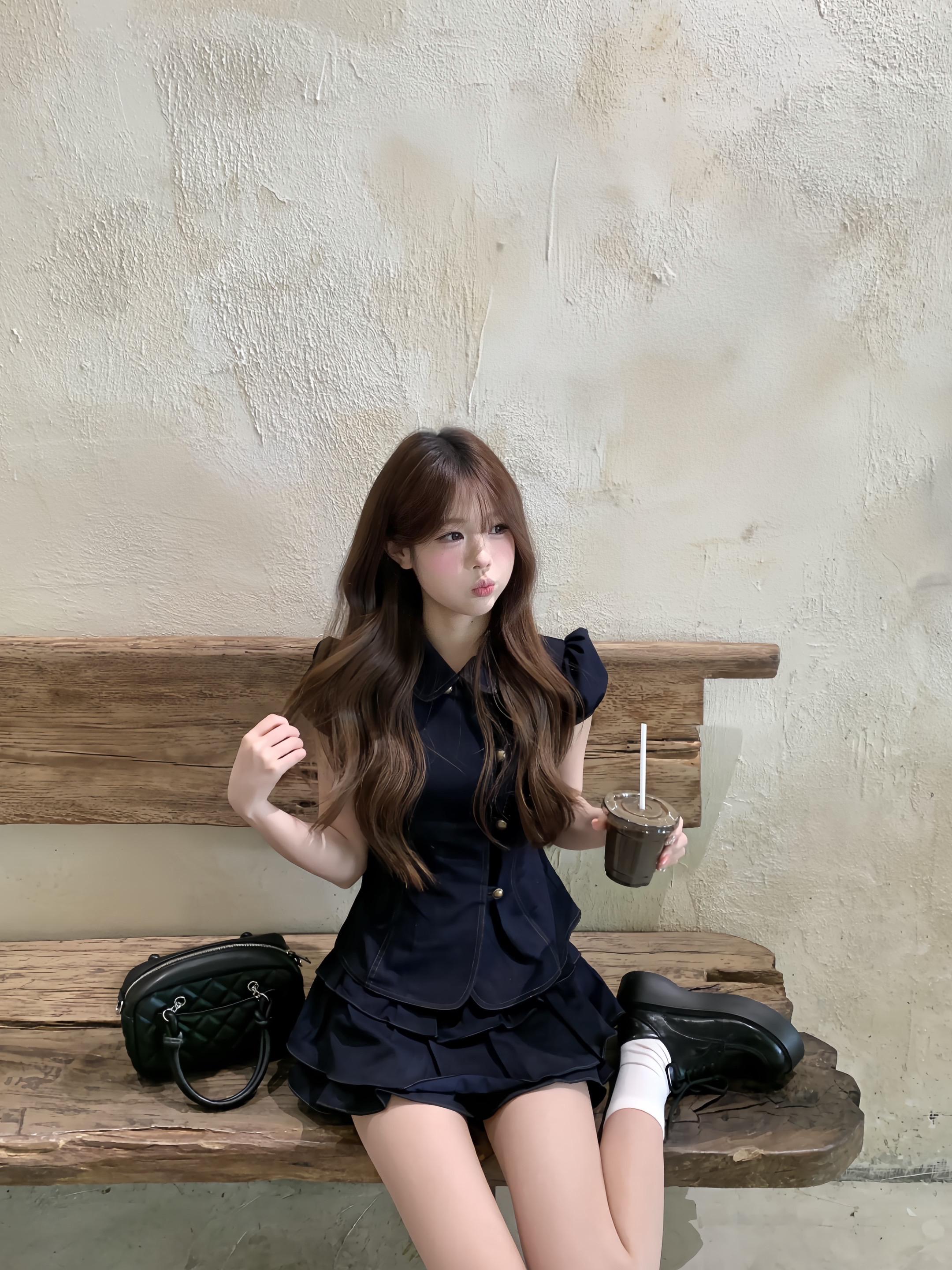 black𓂋🖤ᯓ⋆˚🖇️