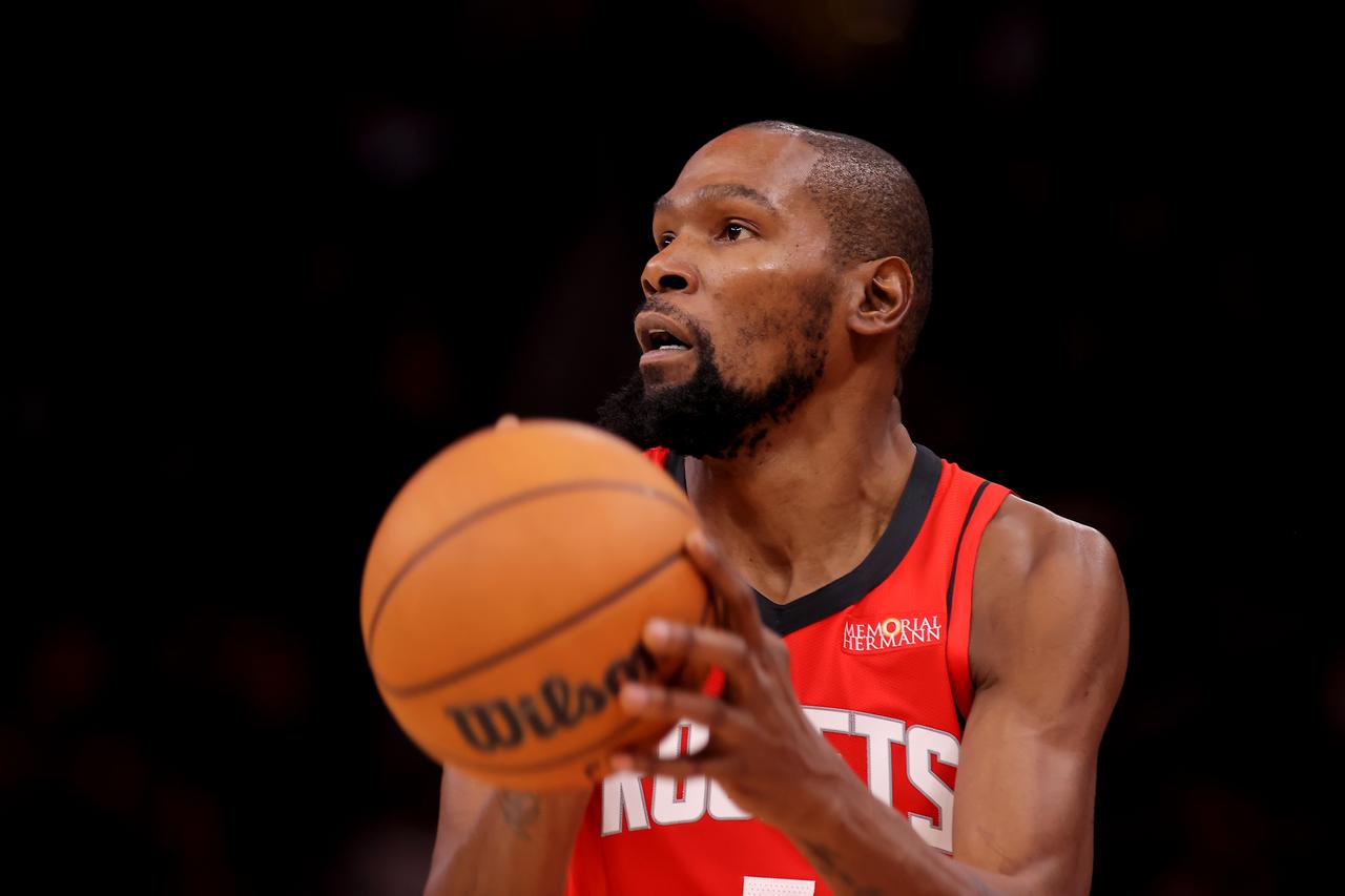 杜兰特是完美的！弗莱谈得分手总统山：
“我不能把张伯伦放进来，那不公平，我们都有