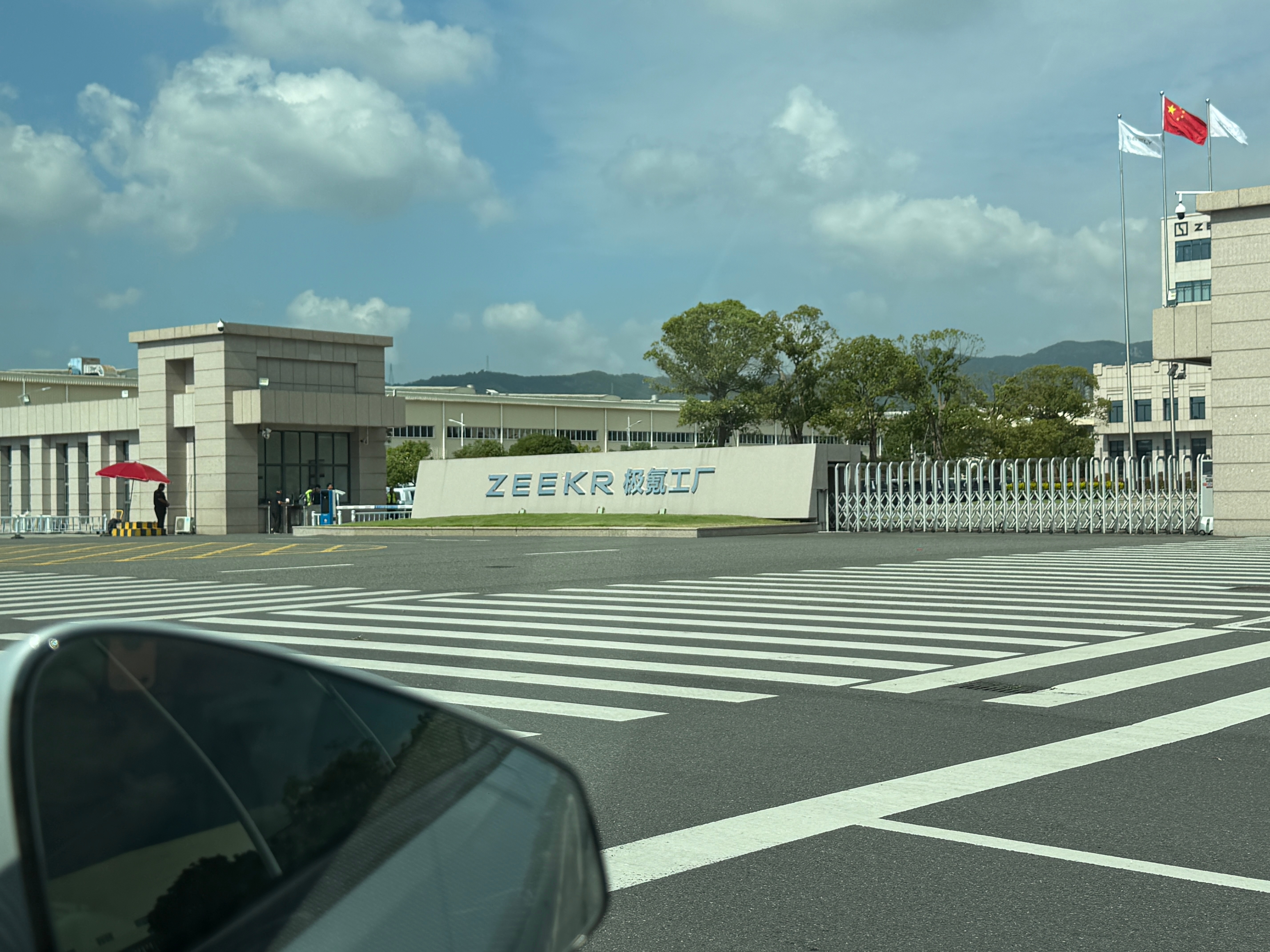 早啊 各位～ 一起漂移去我和汽车的日常  ​​​