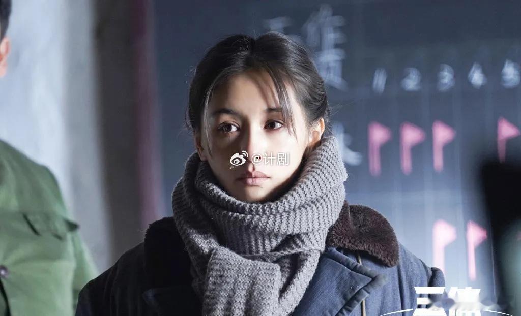 杨磊太知道怎么拍王子文了 杨磊镜头里的王子文每一帧都能当壁纸，关键不只是好看，还