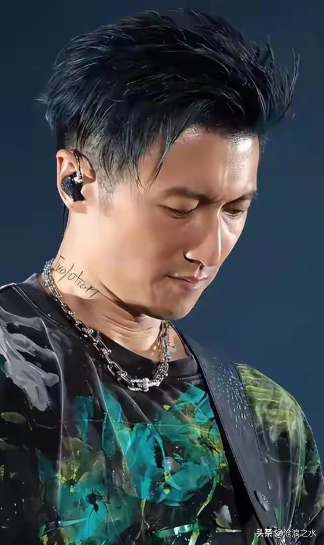 谢霆锋年度巡演堪称娱乐圈“劳模天花板”，14城连开到底能赚多少钱？
 
谢霆锋今