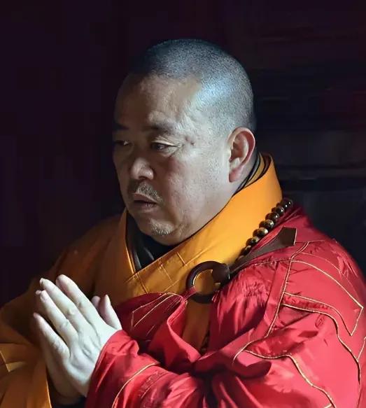 郑州这区位优势绝了，“米”字型高铁核心枢纽，完胜国内所有其它城市。

遗憾的是，