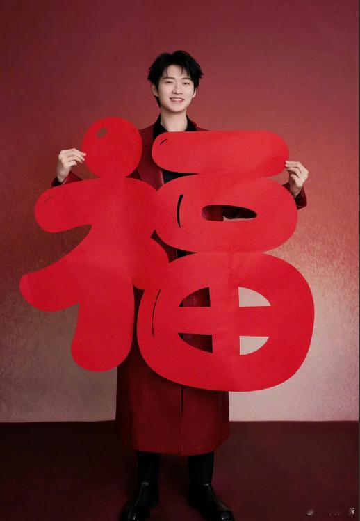 魏大勋一屁股坐水里周五晚高疯 魏大勋这期真的笑到我停不下来，本来信心满满准备滑滑