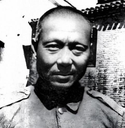 1949年1月15日，天津城破，陈长捷被俘，关进功德林十年。可很少有人知道，就在