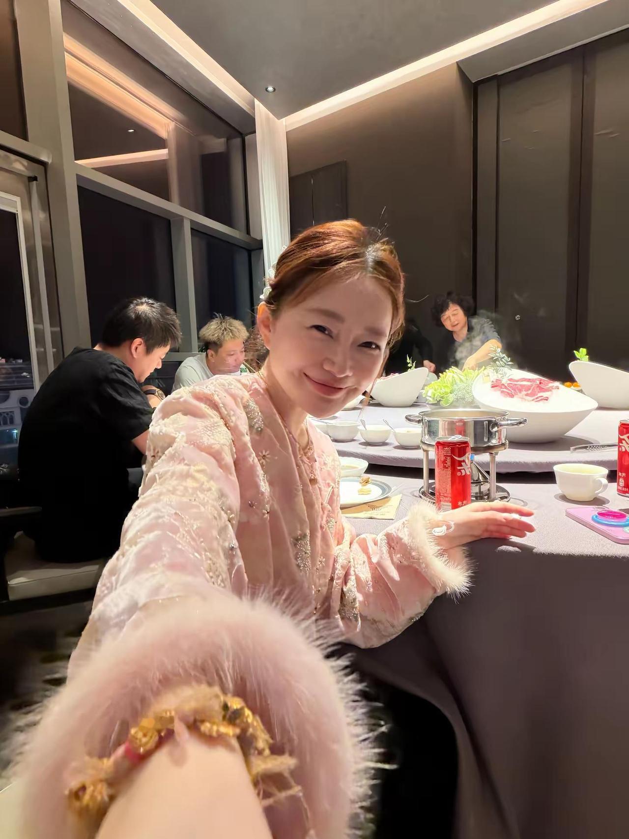 愿所念之人，平安喜乐; 愿所想之事，顺心如意。 新年快乐