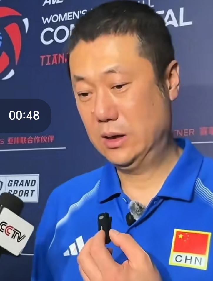 刁琳宇被杨舒铭“爆头”成亚锦赛中国女排失败的转折点

怎么都没想到，在身高不高的