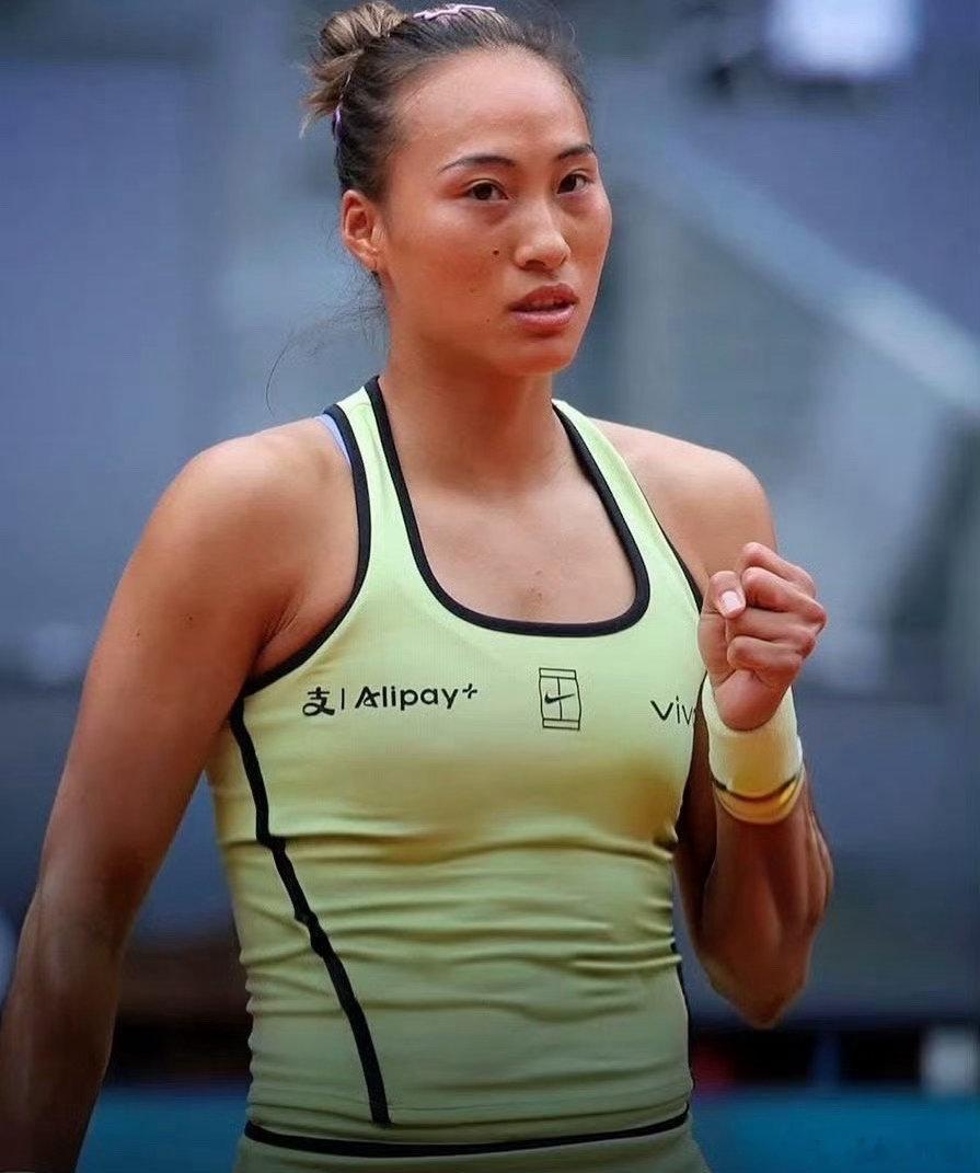 郑钦文好样的强势晋级罗马32强WTA1000罗马女单次轮，郑钦文首盘挽救盘点，最