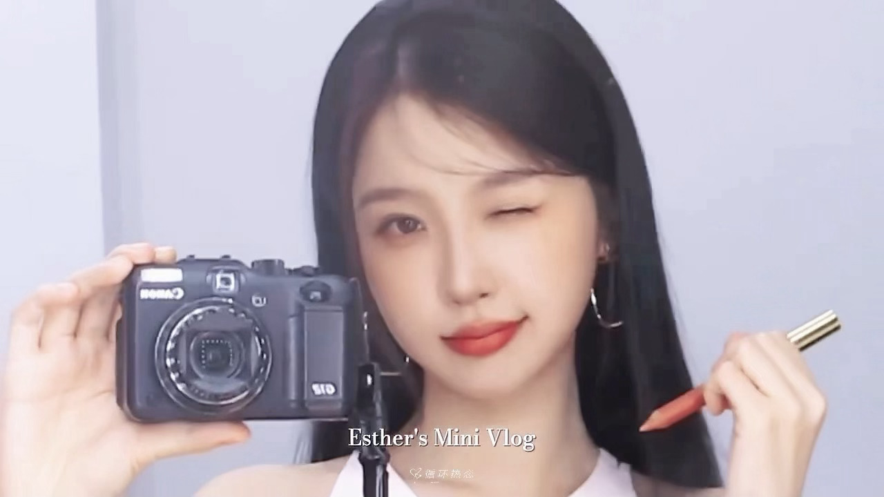 甜妹九宫格！草莓味的小舒心🍓虞书欣