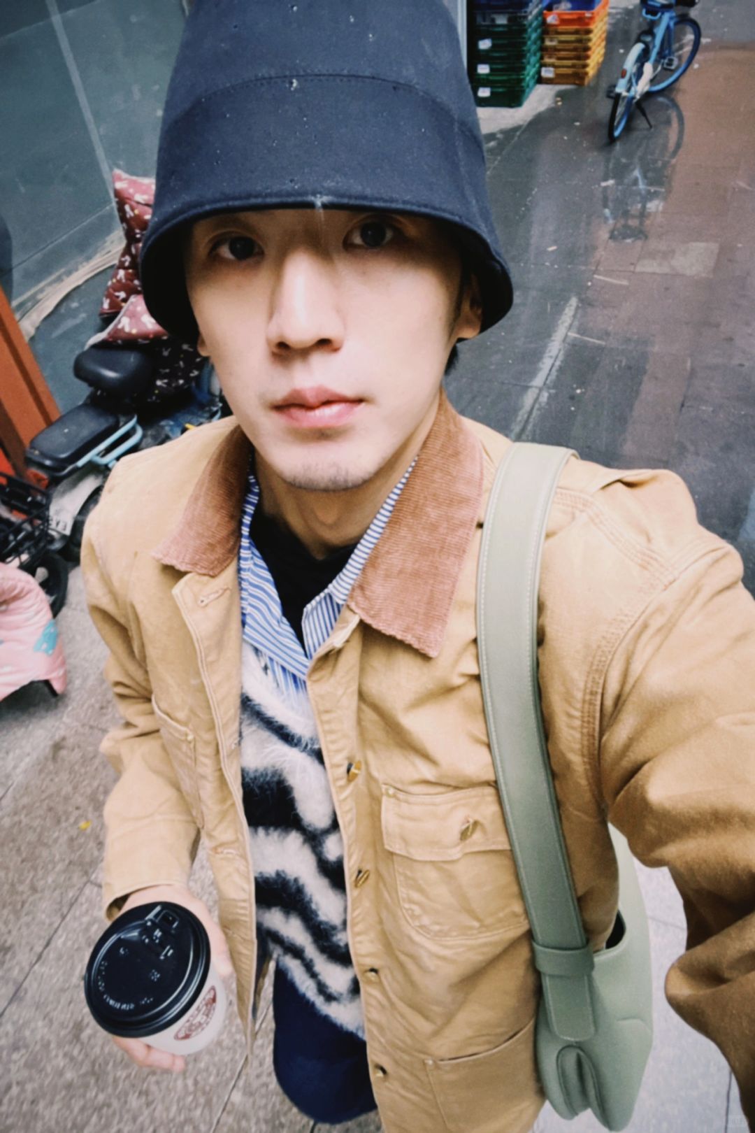 雨天不能没有咖啡