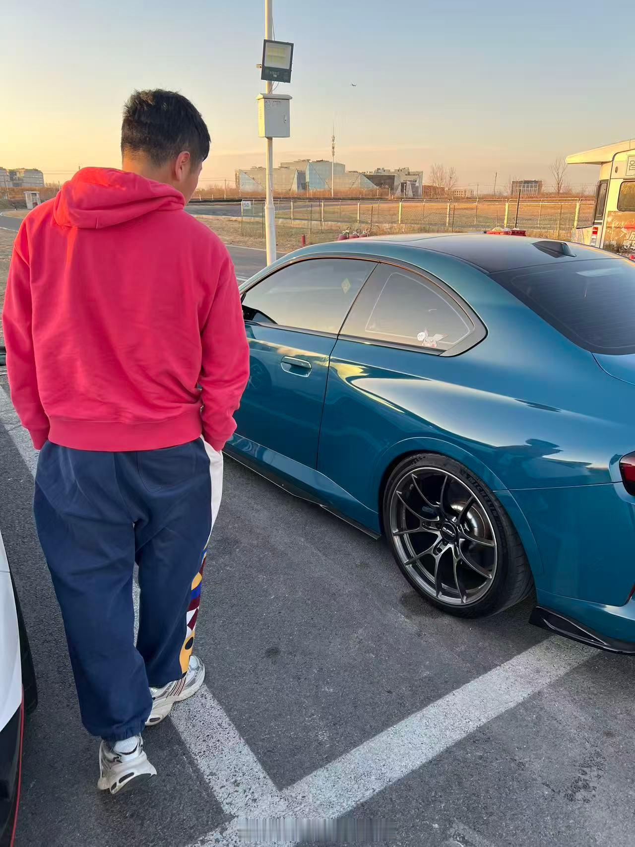 【纽北轻量化计划三周目28/50】【77.6/78KG】最近回到北京，不胡吃海喝