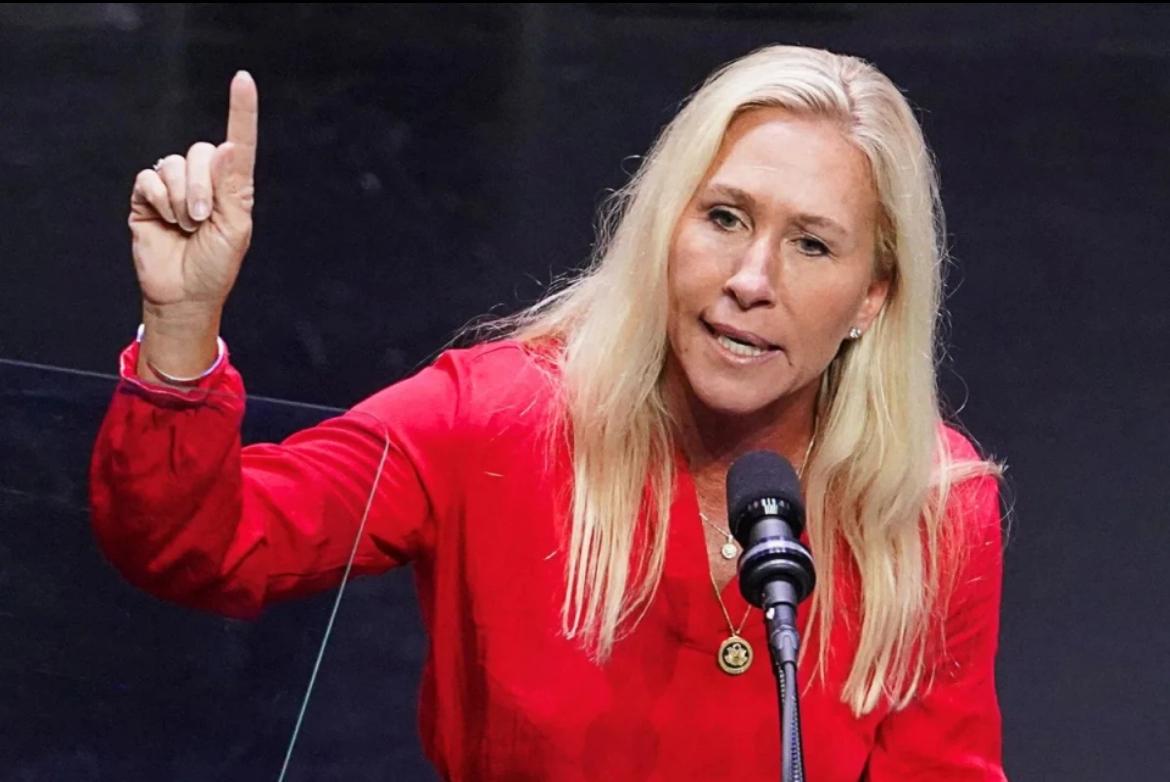 美国共和党籍前众议员玛乔丽·泰勒·格林昨天（北京时间4月5日）写道："这是我们许