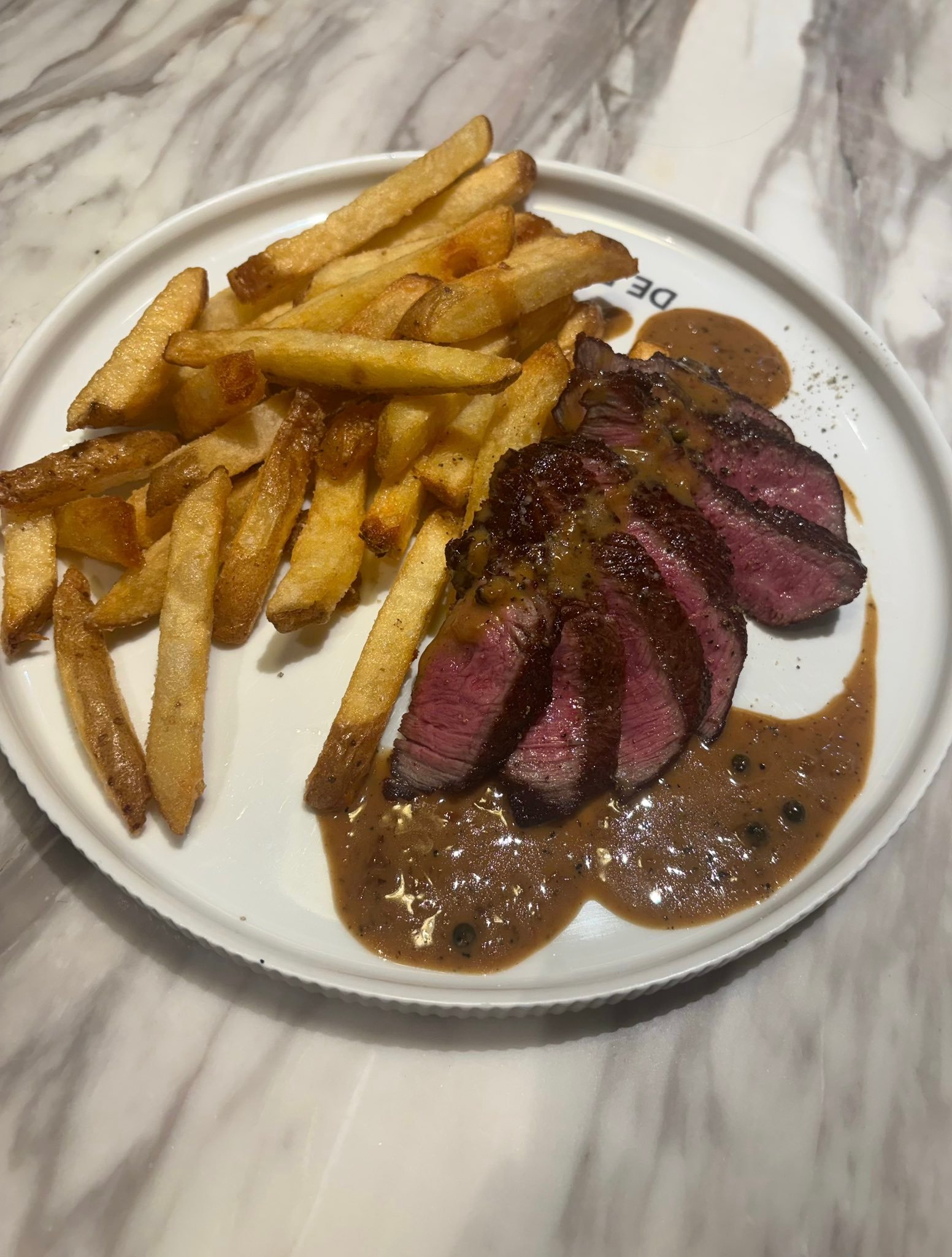 堀口真帆好きな食べ物ベスト4に入るアサイーボウルとポテト食べてきました〜☺️🤍