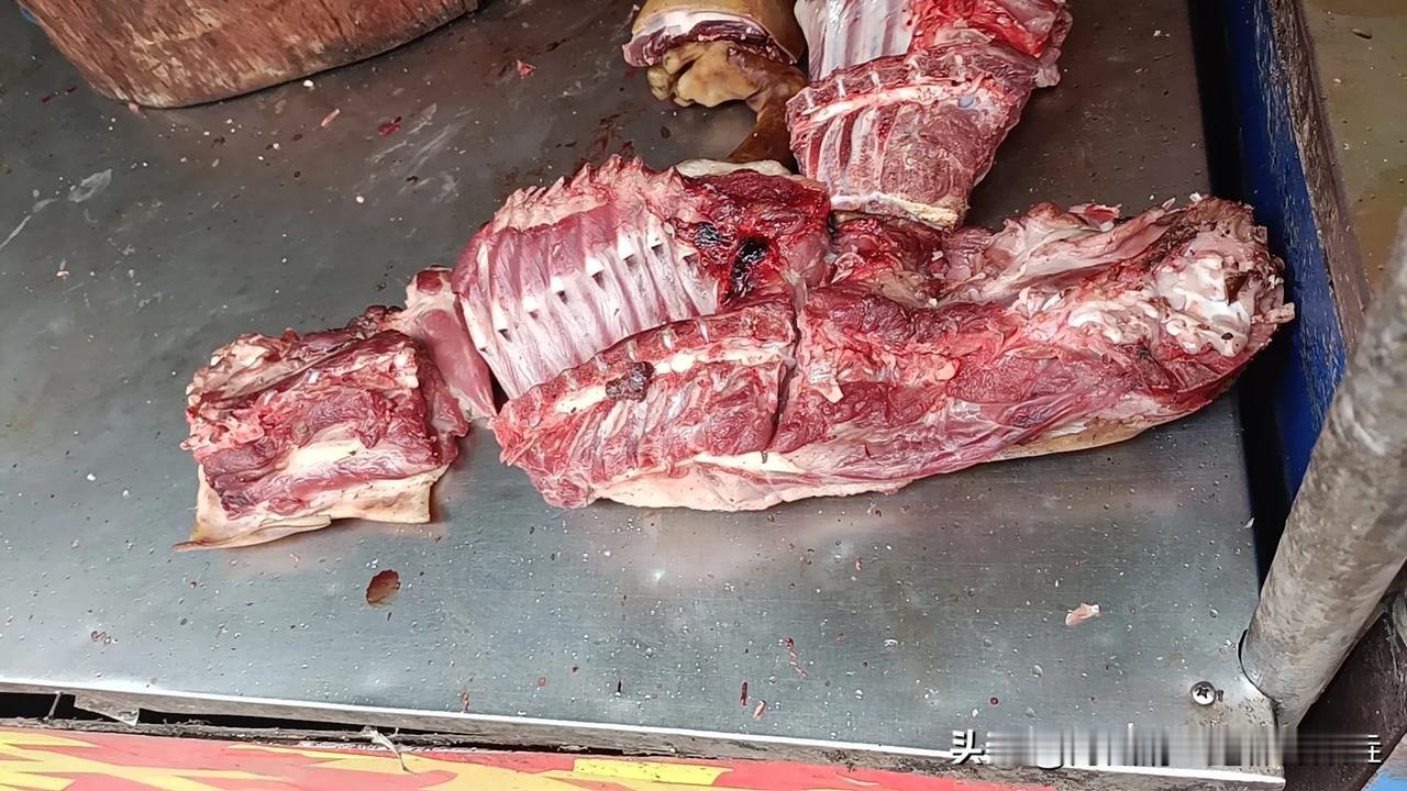 夏至，大暑，
广西的吃肉习俗又兴盛了#广西特色美食i#