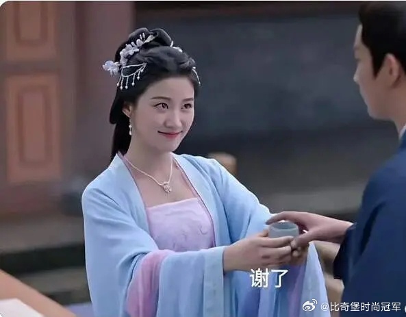 章子怡的演技，刘亦菲的颜值对卢昱晓的人生产生了非常负面的影响 