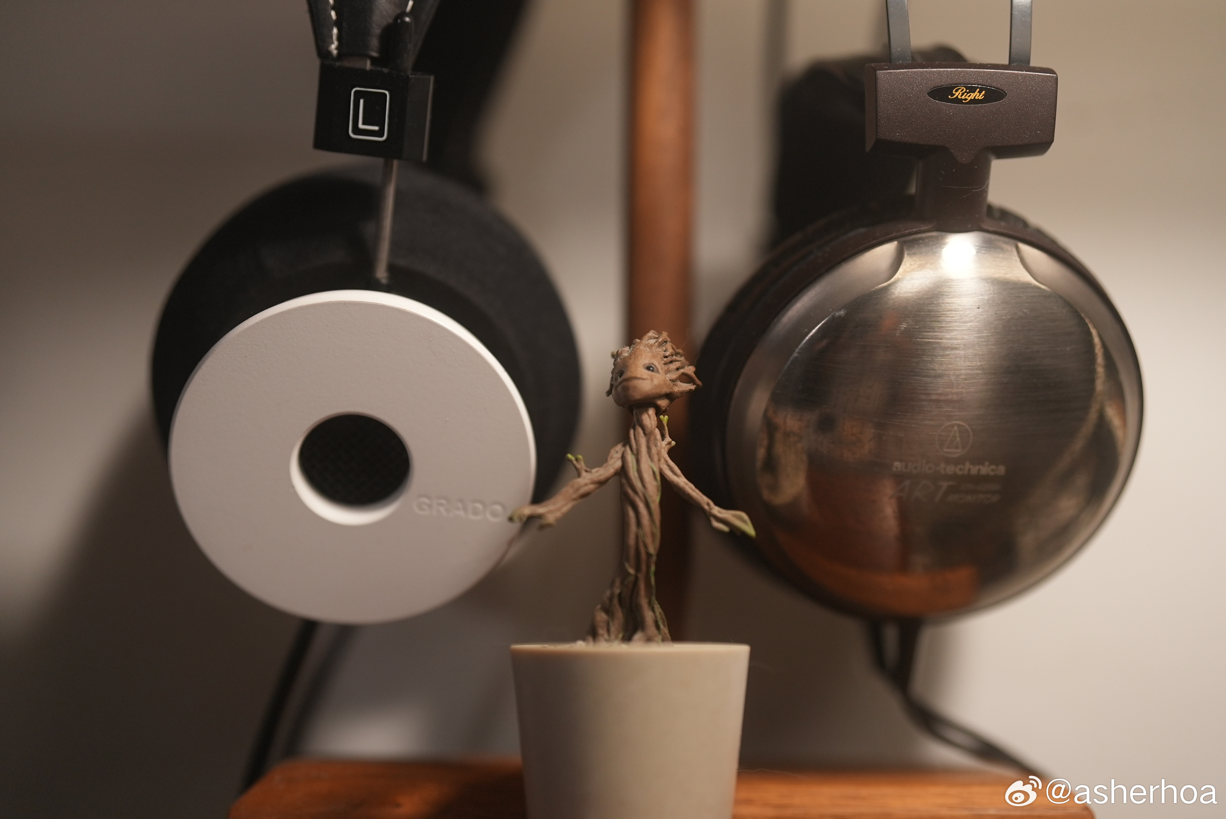 有线耳机爆火原因 今天刷微博偶然看到一个话题词，说今年有线耳机意外逆袭无线耳机，