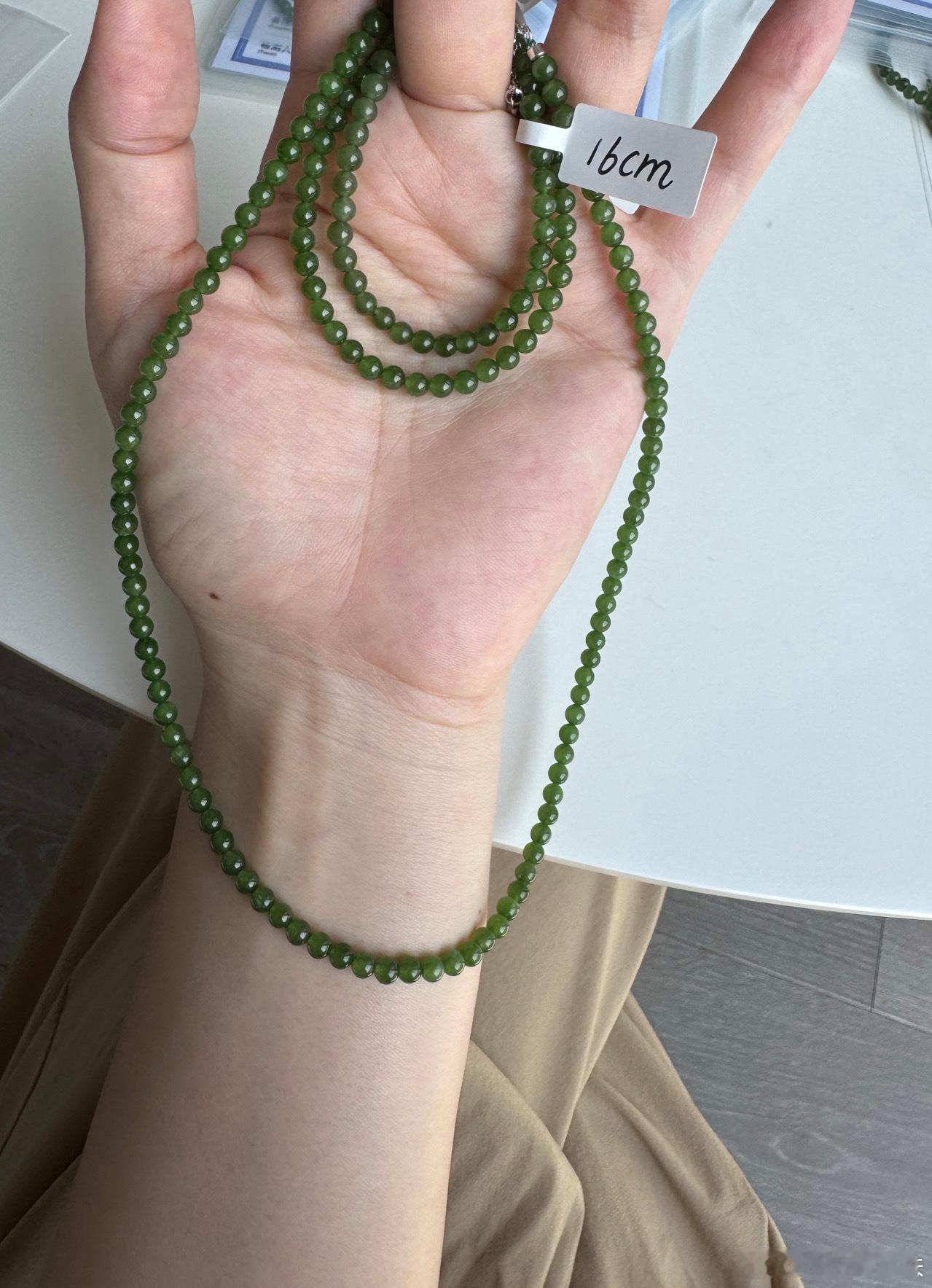 哦对了，第一批前天已经发出啦，姐妹们收到了吗？ 