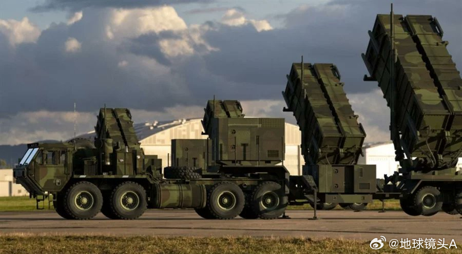 美军将不再负责霍尔木兹海峡巡航 昨天，大英的《泰晤士报》披露说，被派往中东提供援