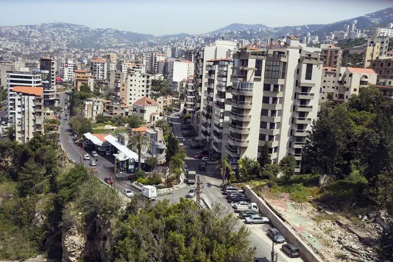 黎巴嫩民众的“自救网络”太令人动容了。3月2日贝鲁特遭以军空袭后，像嘉娜·弗图尼