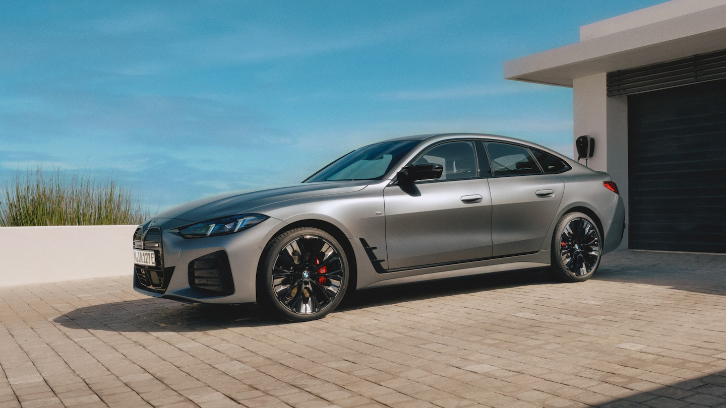小米SU7、特斯拉Model3P的对手要来了！宝马i4 M60亮相，双电机四驱，