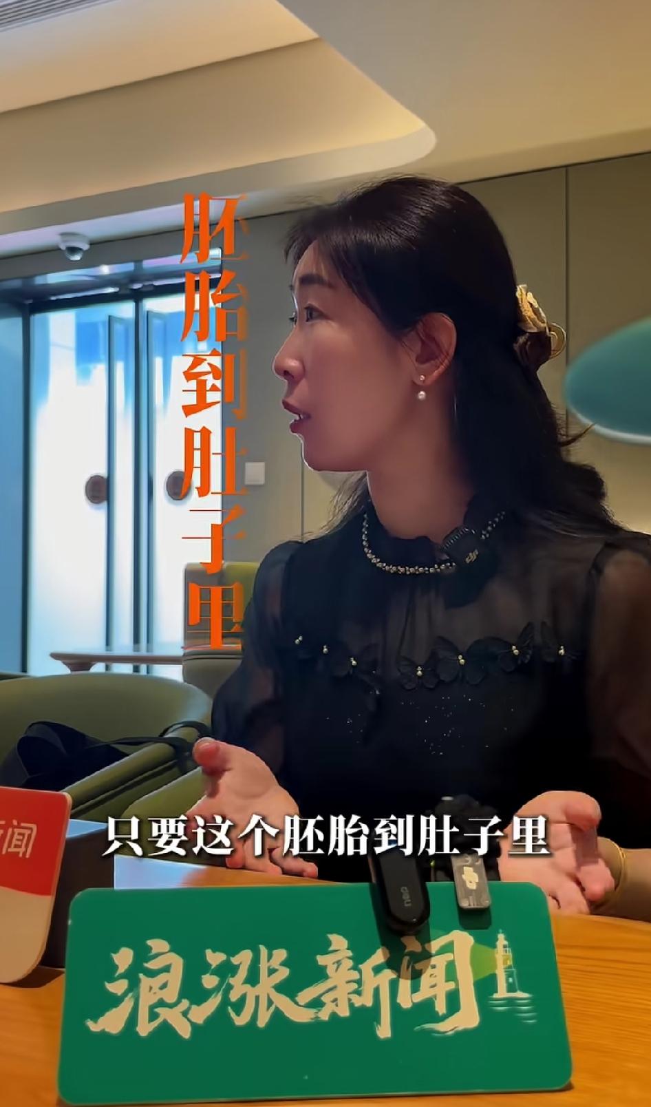 朱女士肺癌还没好利索，等来的不是丈夫的照顾，是一纸离婚起诉书。
 
搁谁身上都得