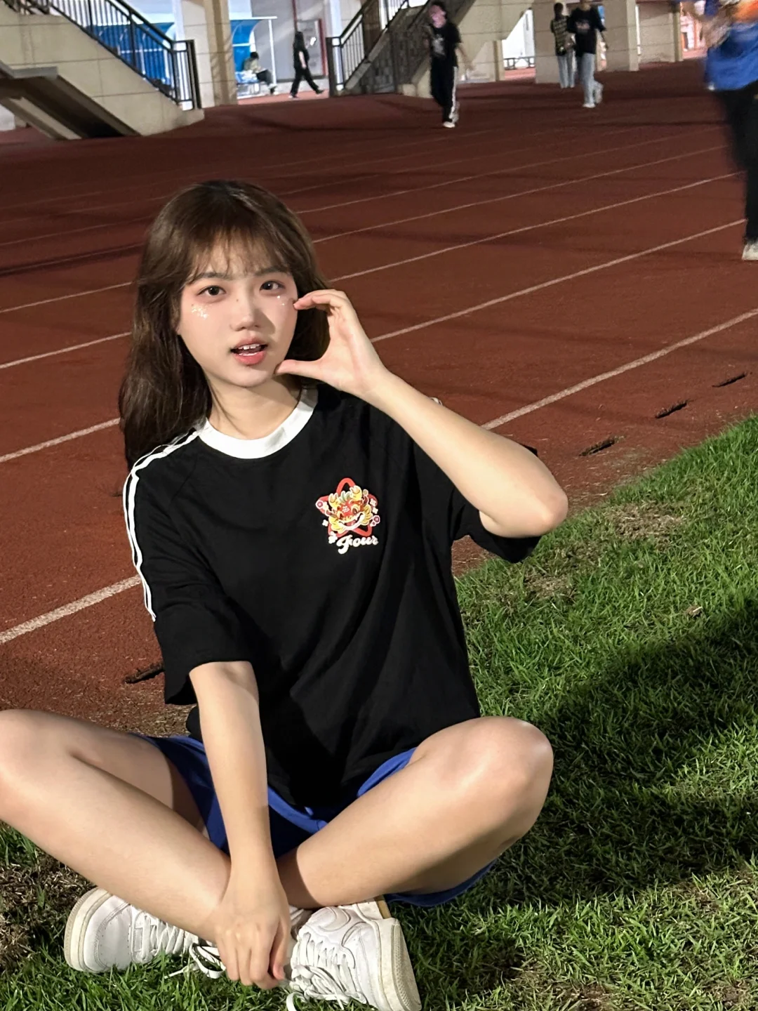 在操场|穿着班服的日常