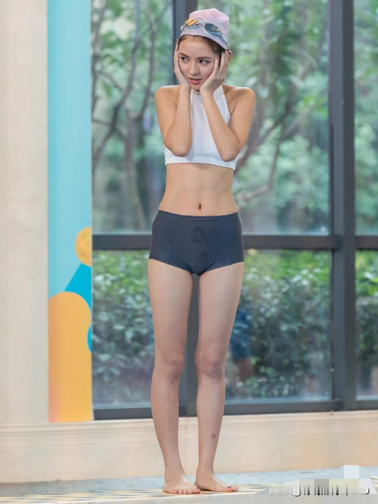 张予曦活动现场美图，太可爱了