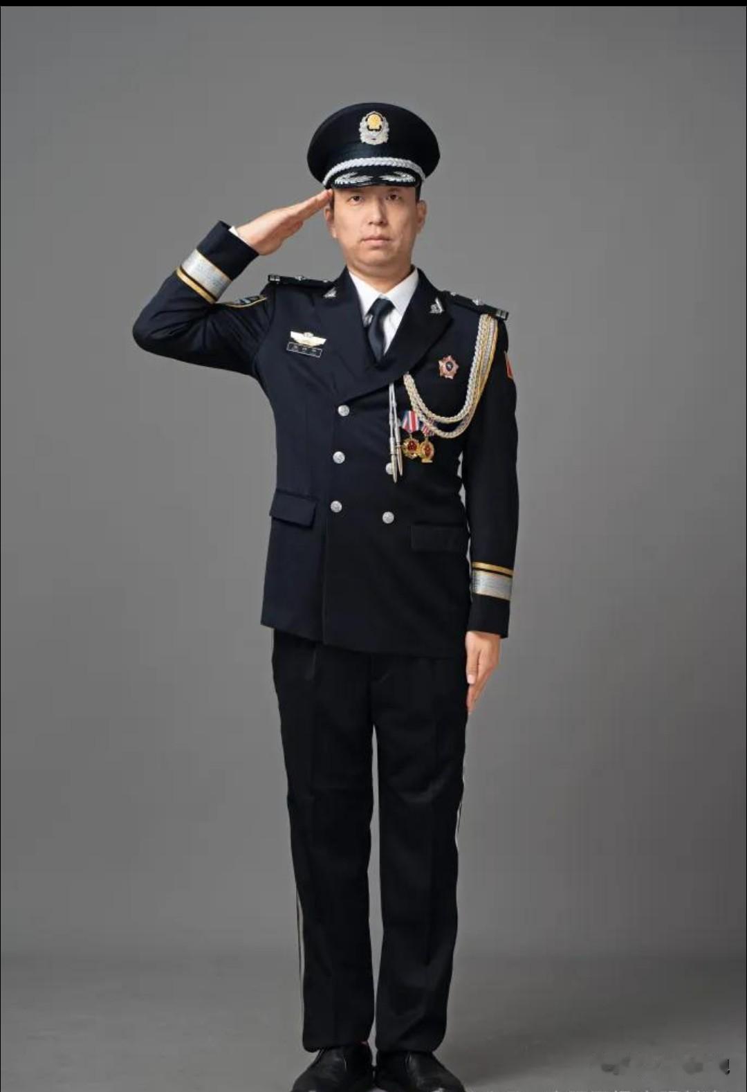 90后反诈先锋张纬平，山西代县人，太原市公安局反诈中心三级警长、对策大队负责人，