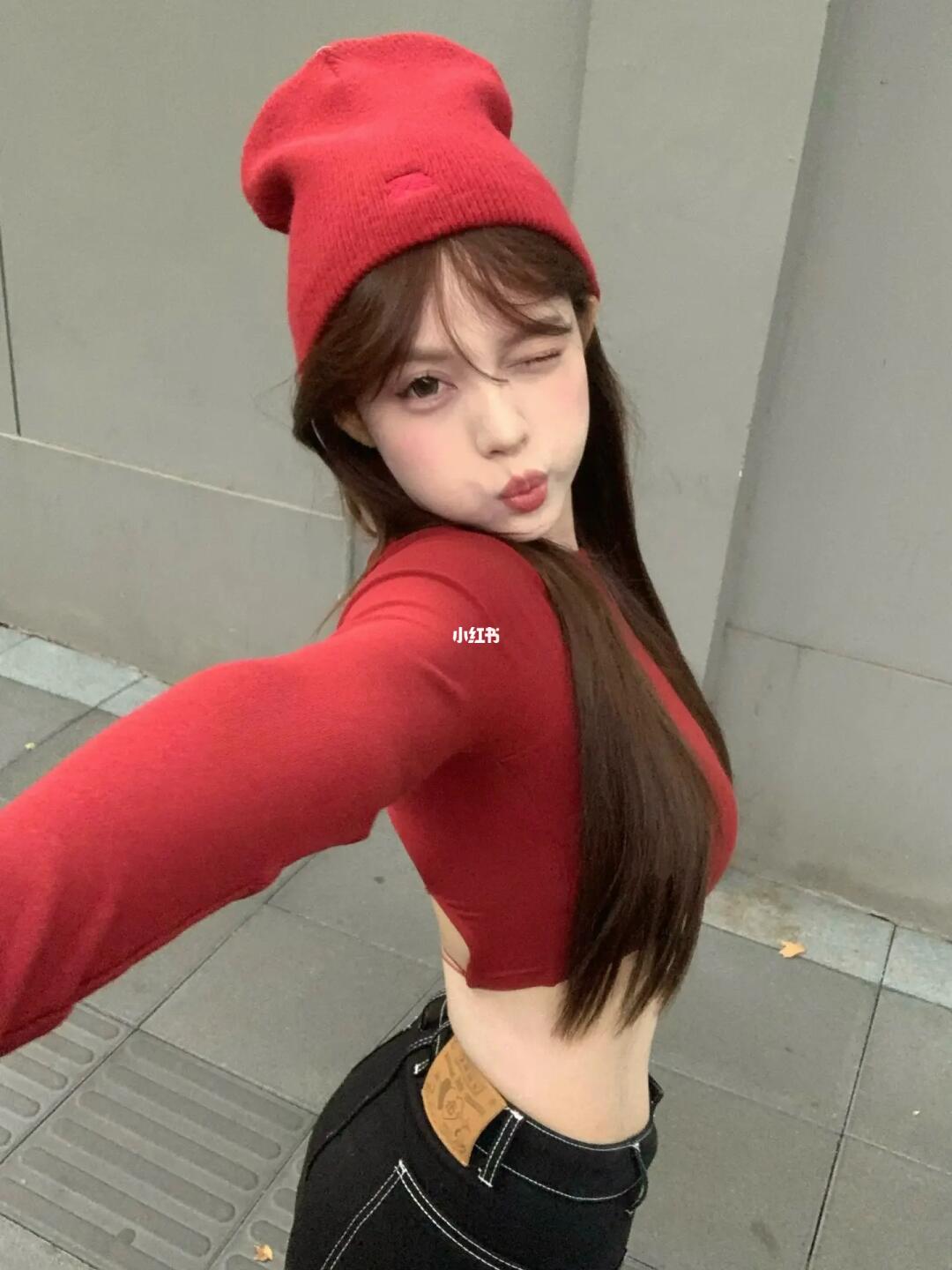All red♦️