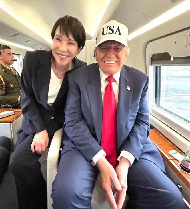 国际圈最近的大新闻简直比电视剧还抓马，日本史上头一位女首相高市早苗，刚坐上首相宝