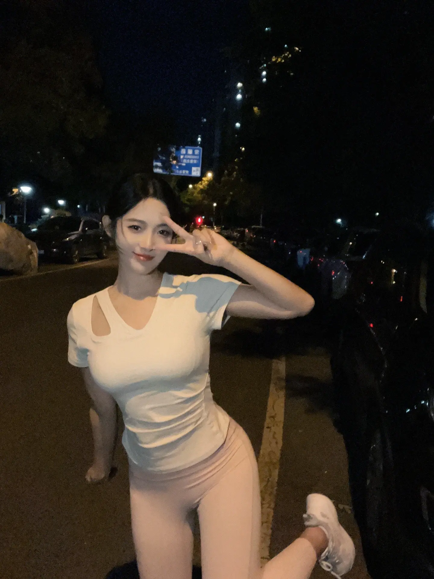 学姐 运动女孩的日常 晚风很温柔 夜跑打卡 分享照片