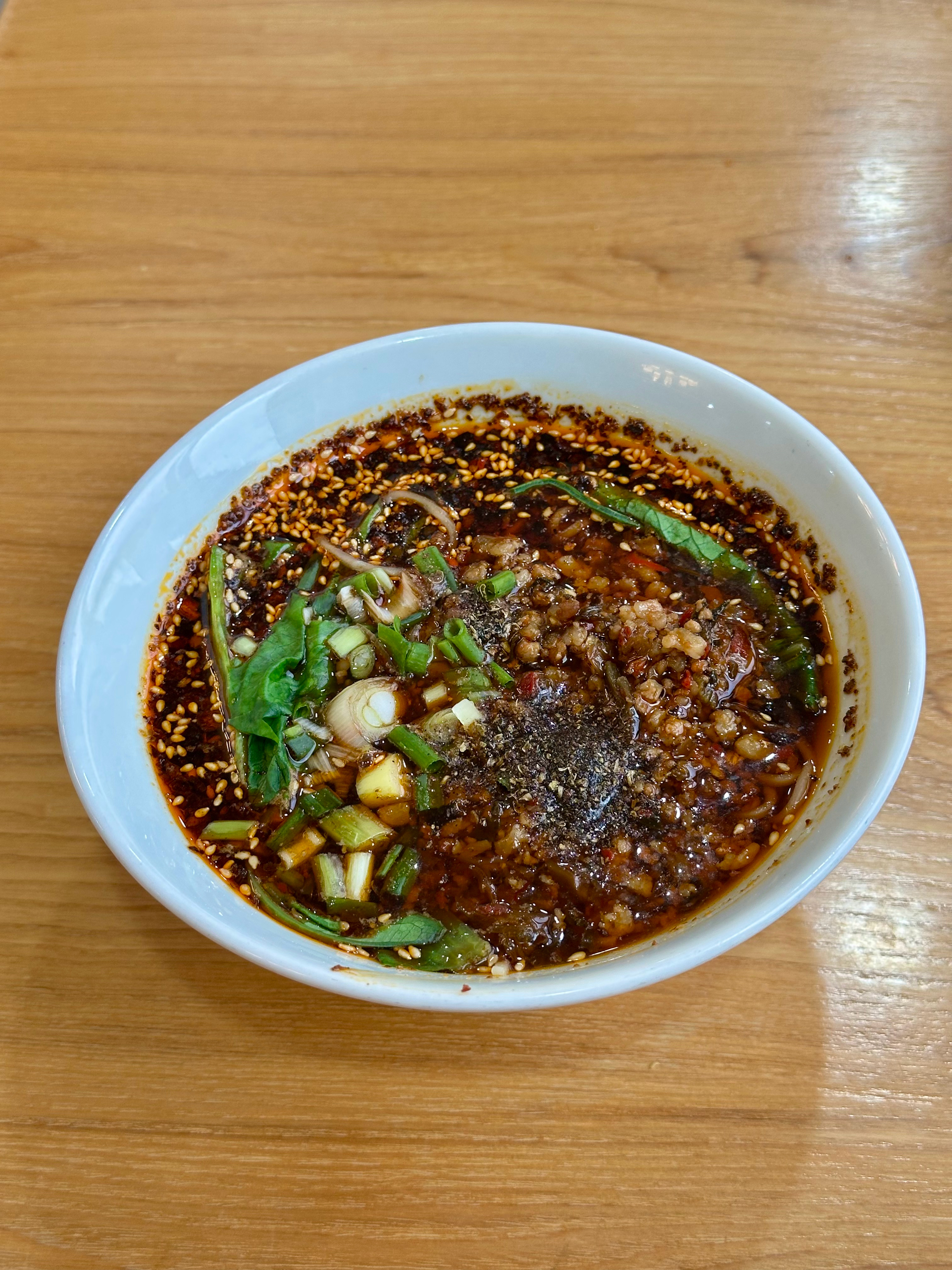 脑力加体力消耗大，来半两杂酱面。 凉山