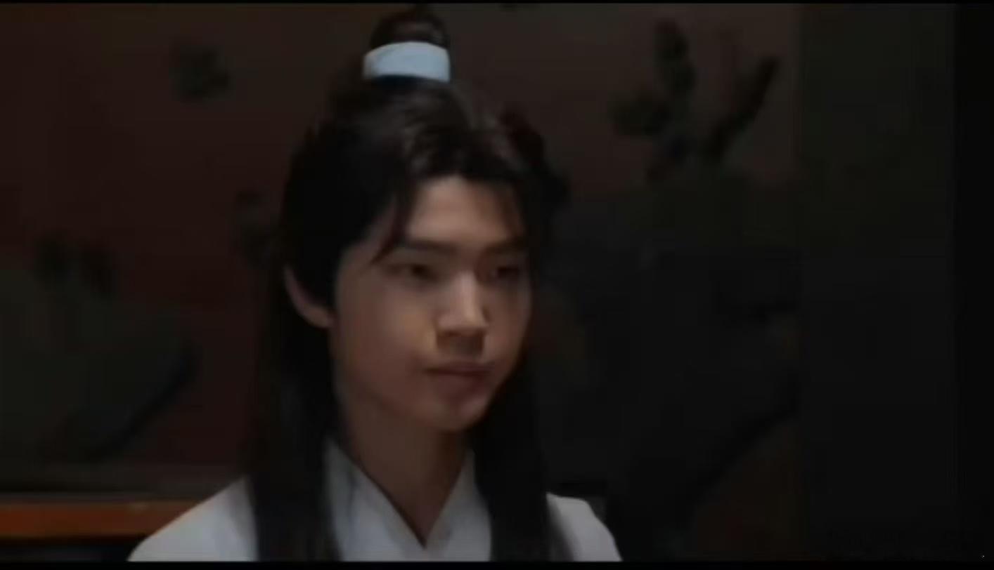 钎城电竞选手里最会演戏的钎城短剧主理人 钎城这跨界也太惊喜了！赛场打团超利落，转