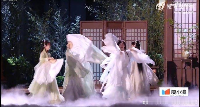 冷夜全员古风扮相乘风2026古风造型拿捏得恰到好处，温婉中带着灵动，大气里藏着柔